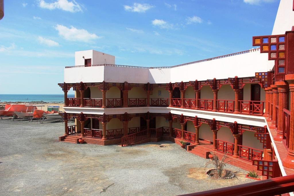 Masirah Hotel Hilf Exterior photo